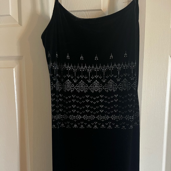 Lori Weidner long formal dress size 10. - Picture 6 of 6